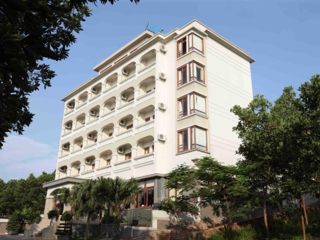 Hoa Binh Ha Long Hotel Екстериор снимка