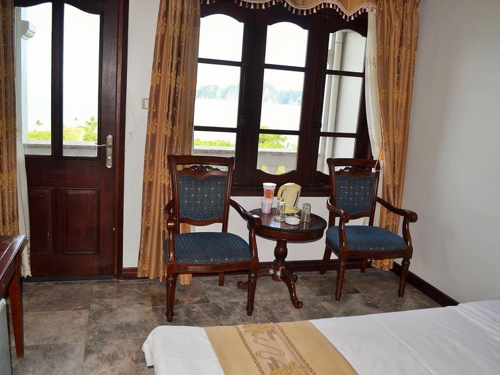 Hoa Binh Ha Long Hotel Екстериор снимка